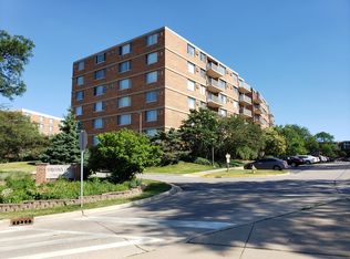 2201 S Stewart Ave APT 1K, Lombard, IL 60148