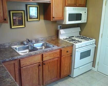 3rd image of 2241 Brentwood Ave