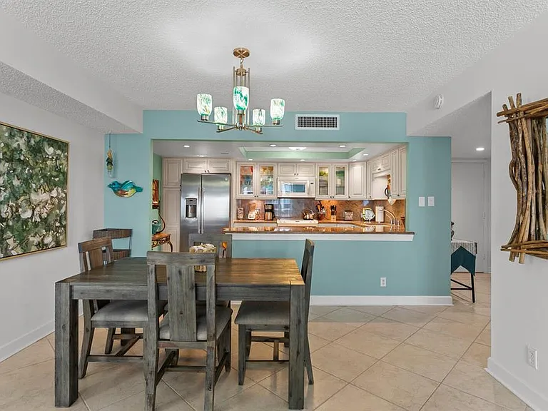 1430 Gulf Blvd #806 — Photo 8
