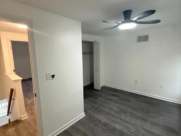 1333 N Walnut St — Photo 17
