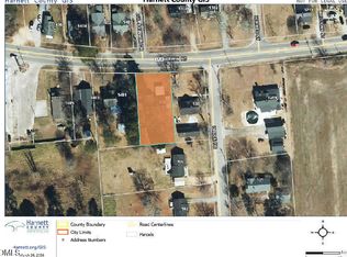 1305 Erwin Rd, Dunn, NC 28334