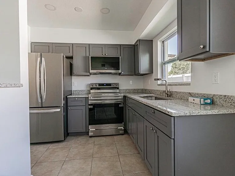 558 Clearwater Largo Rd N #A — Photo 7