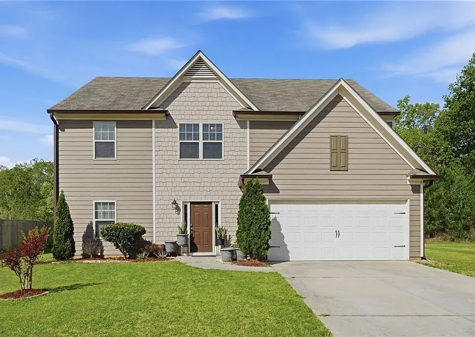 17 Bartlett Dr