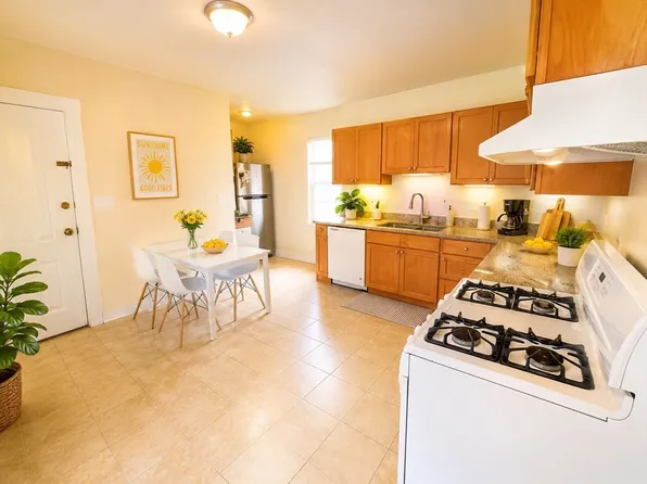 14 Stickney Ave #2A, Somerville, MA 02145