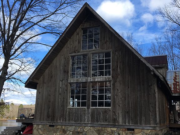 2nd image of 11801 Fisher Dr