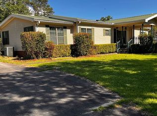 240 Honeysuckle Ln, Tallassee, AL 36078