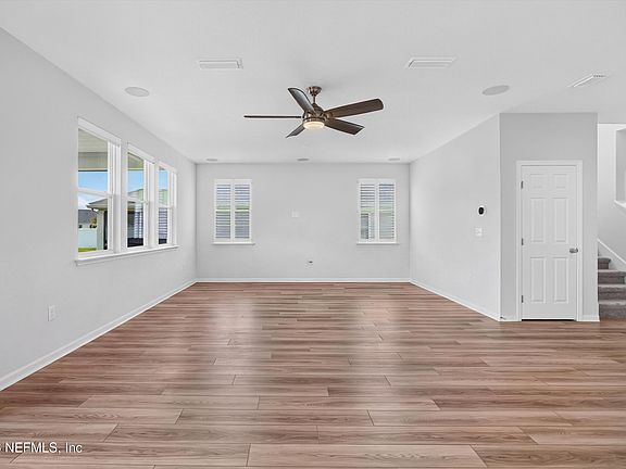 4th image of 11159 BUCKNER Lane