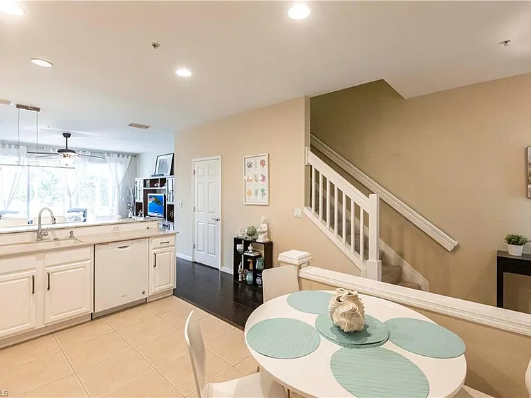 15616 Marcello Cir — Photo 14