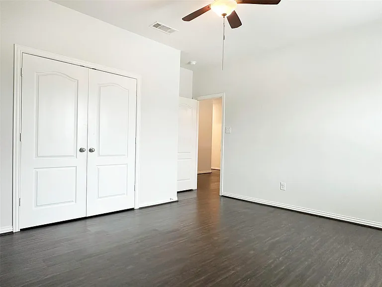 23610 Carducci Dr — Photo 27