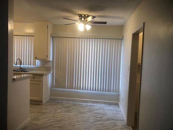 2nd image of 1049 N Mariposa Ave APT 7