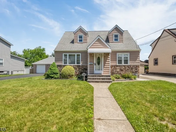203 Charlton Ave, Lodi, NJ 07644