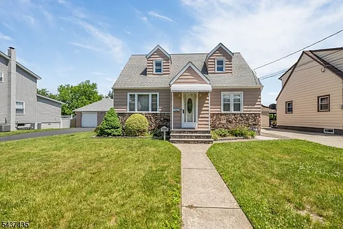 203 Charlton Ave Photo 1