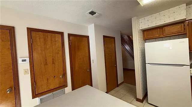 2 bed, 1.5 bath, 1150 sqft, $1,325 — Photo 4