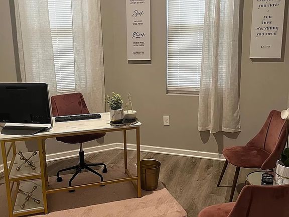 3rd image of 456 Avon Ave #3R
