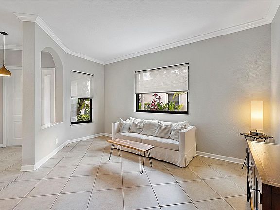 4th image of 12199 NW 77th Manor