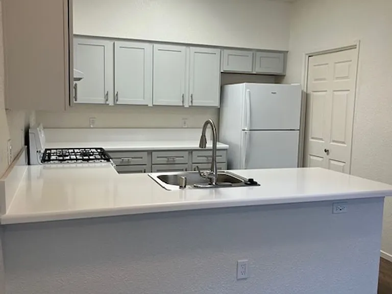 Brookside Senior Apts. — Photo 19