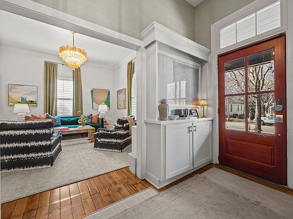 5th image of 516 N East St