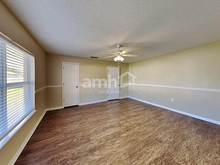 3941 Warbler Dr — Photo 9