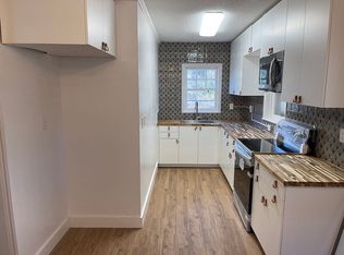 3502 Yanceyville St, Greensboro, NC 27405