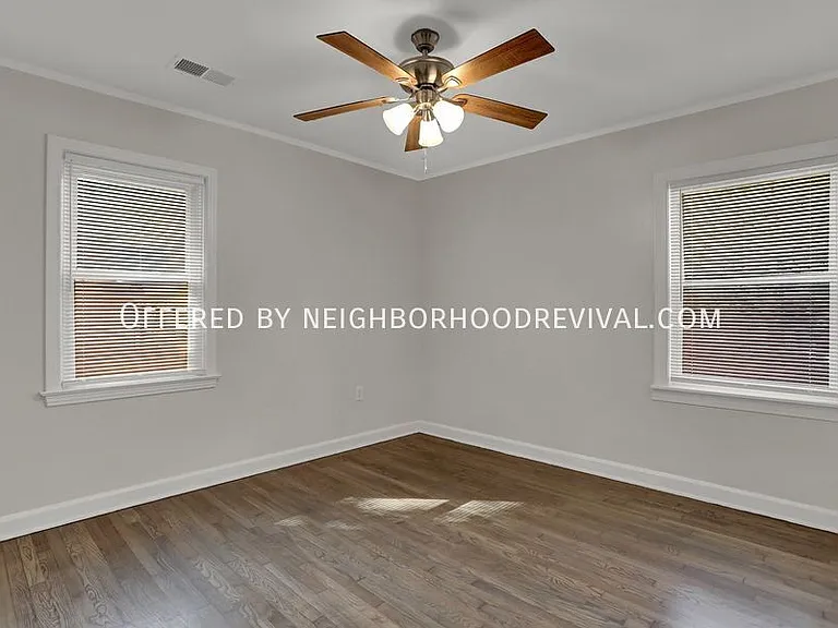 140 S Holmes St — Photo 14