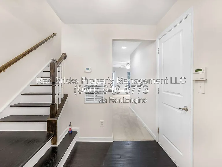2306 Rachelwood Dr — Photo 4
