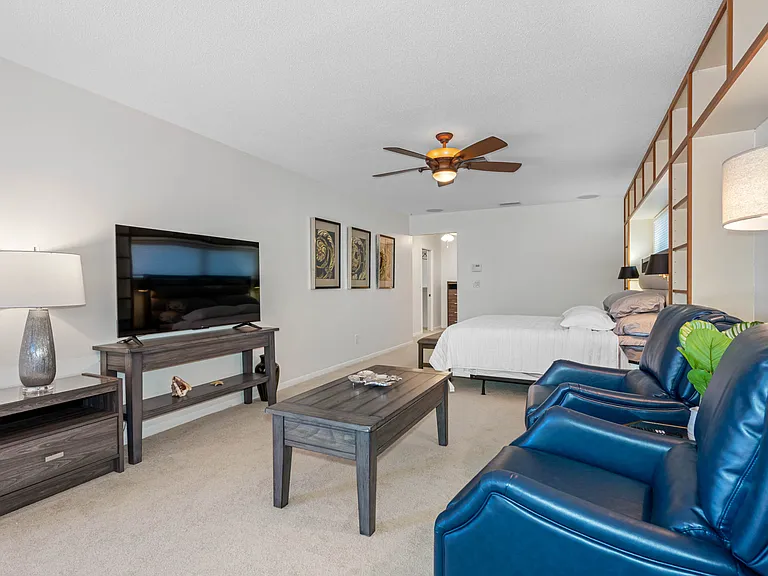 487 Island Way — Photo 41