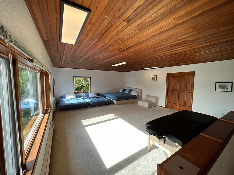 Cedar Beach Dr — Photo 24