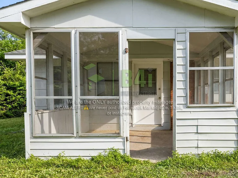 1917 Watkins Dr — Photo 15