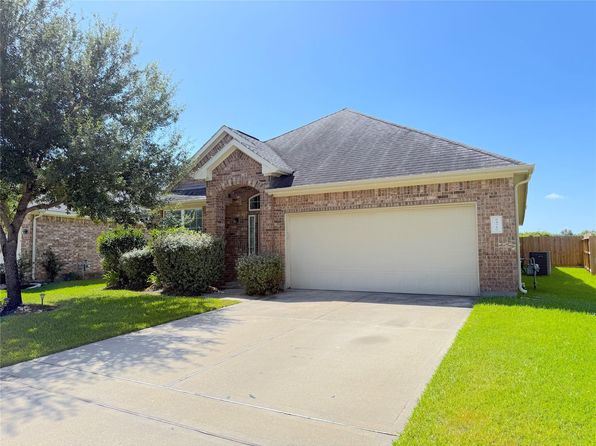 24715 Colonial Elm Dr