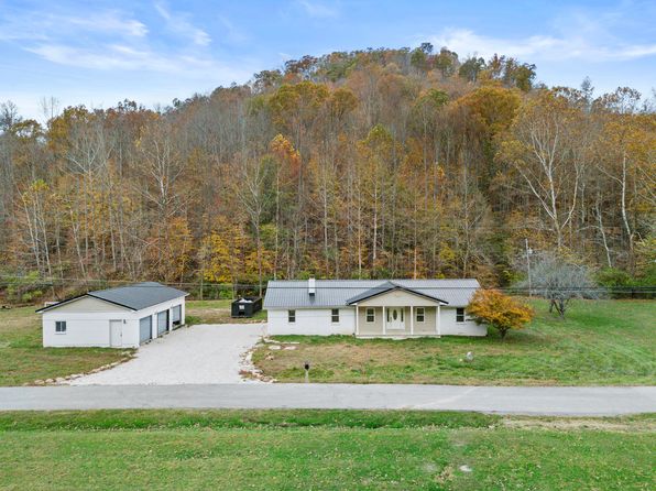 223 Sycamore Rd, Stanton, KY 40380