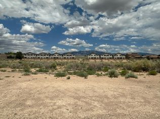 1006 Nicklaus Dr SE, Rio Rancho, NM 87124