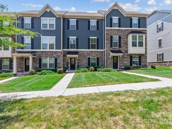 4440 Carteret St, Charlotte, NC 28205