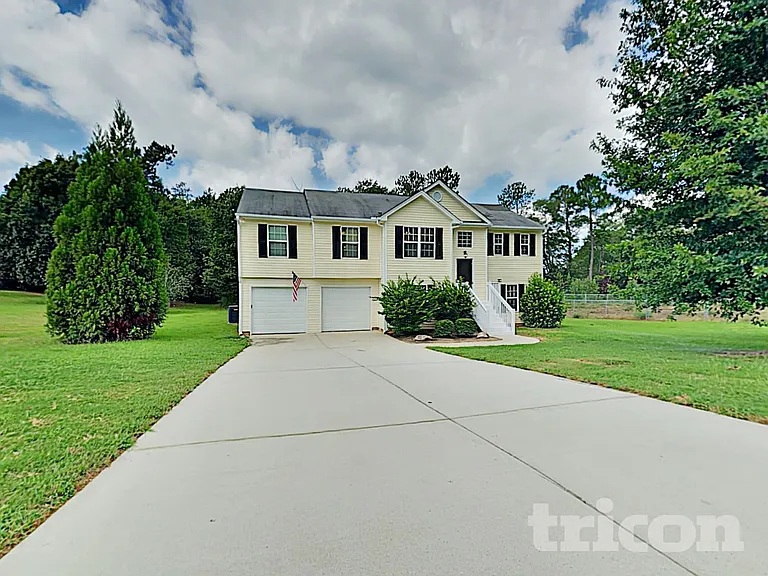 460 Vinemont Rdg — Photo 2