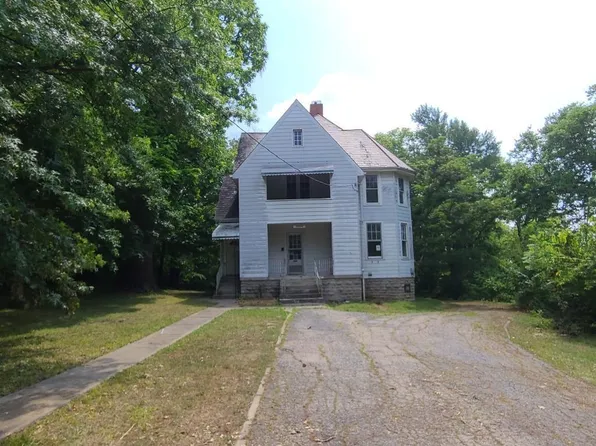 5804 Glenview Ave, Cincinnati, OH 45224
