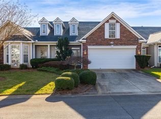 38 Wheelwright Ct, Greensboro, NC 27455