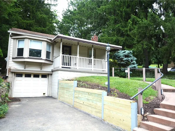 2425 Hampton Ave, Allison Park, PA 15101
