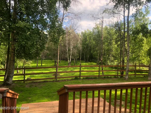 736 W Winter Ave, Wasilla, AK 99654
