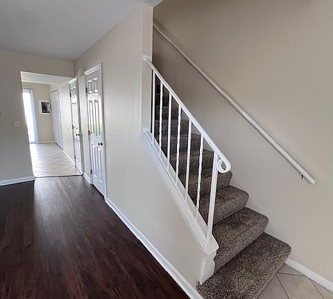 5th image of 1235 Marywood Ct #0