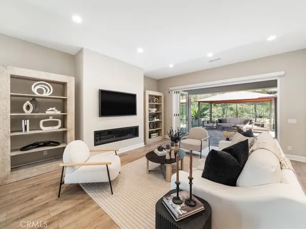 20 Tandeo Dr, Rancho Mission Viejo, CA 92694