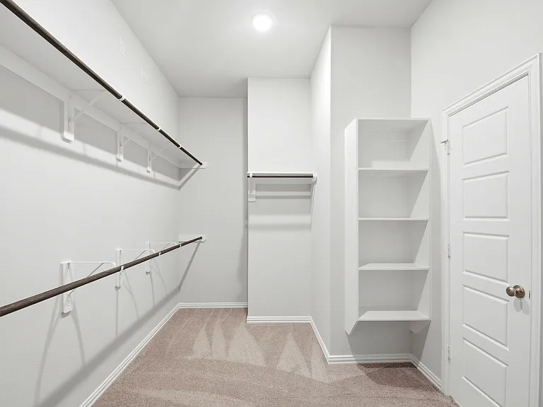 2106 Villa Flora Ln — Photo 35