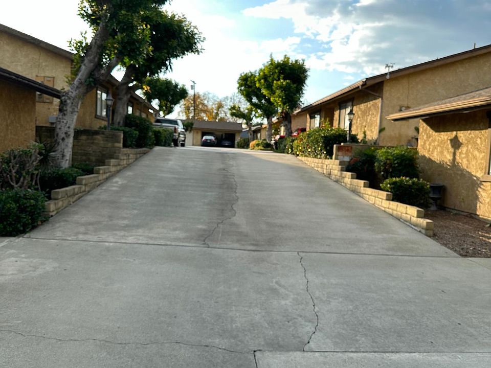 1st image of 4707 El Monte Ave