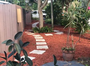1100 NE 11th Ave APT 3, Fort Lauderdale, FL 33304