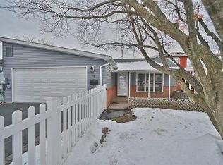 96 Covington Pl, Catasauqua, PA 18032