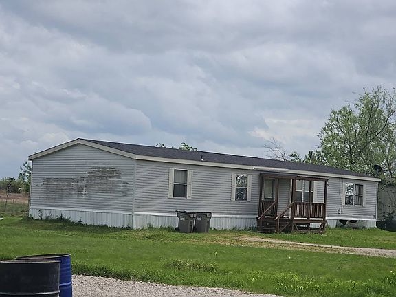 3rd image of 1042 County Road 699