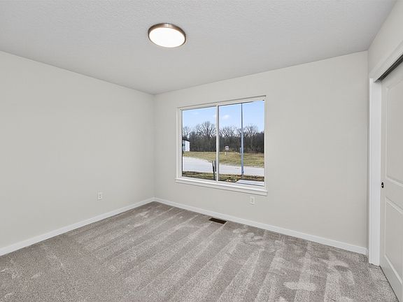 3rd image of 4287 Grover Woods Ln