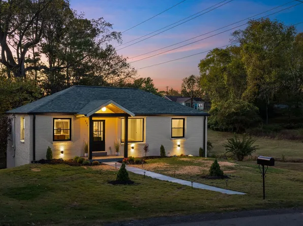 408 Springview Dr, Nashville, TN 37214