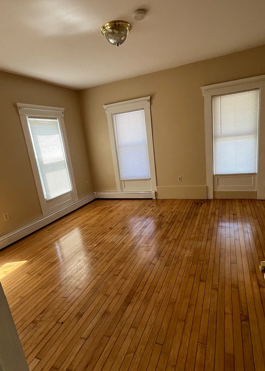 Building Photo - 9 Quincy St #1