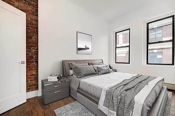 Rented by REAL New York | media 7