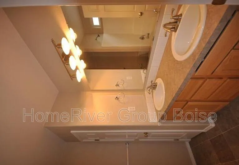 3044 N Sagefire Ave — Photo 13