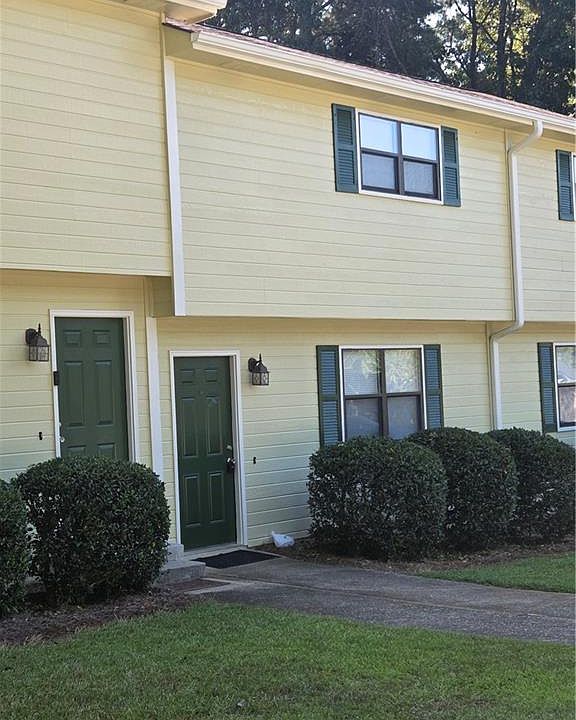 1st image of 8492 Pineland Dr